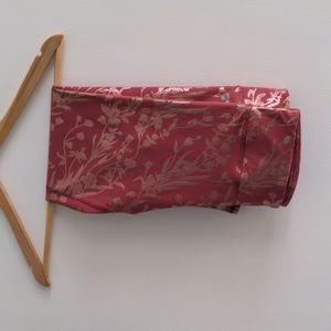 Fabletics rose gold metallic floral leggings